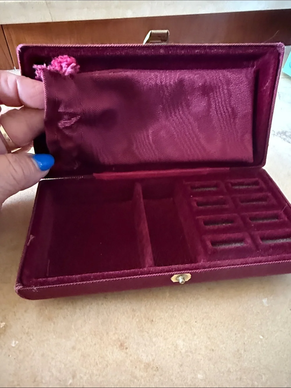 Women's Burgundy Jewelry Organizer Case
